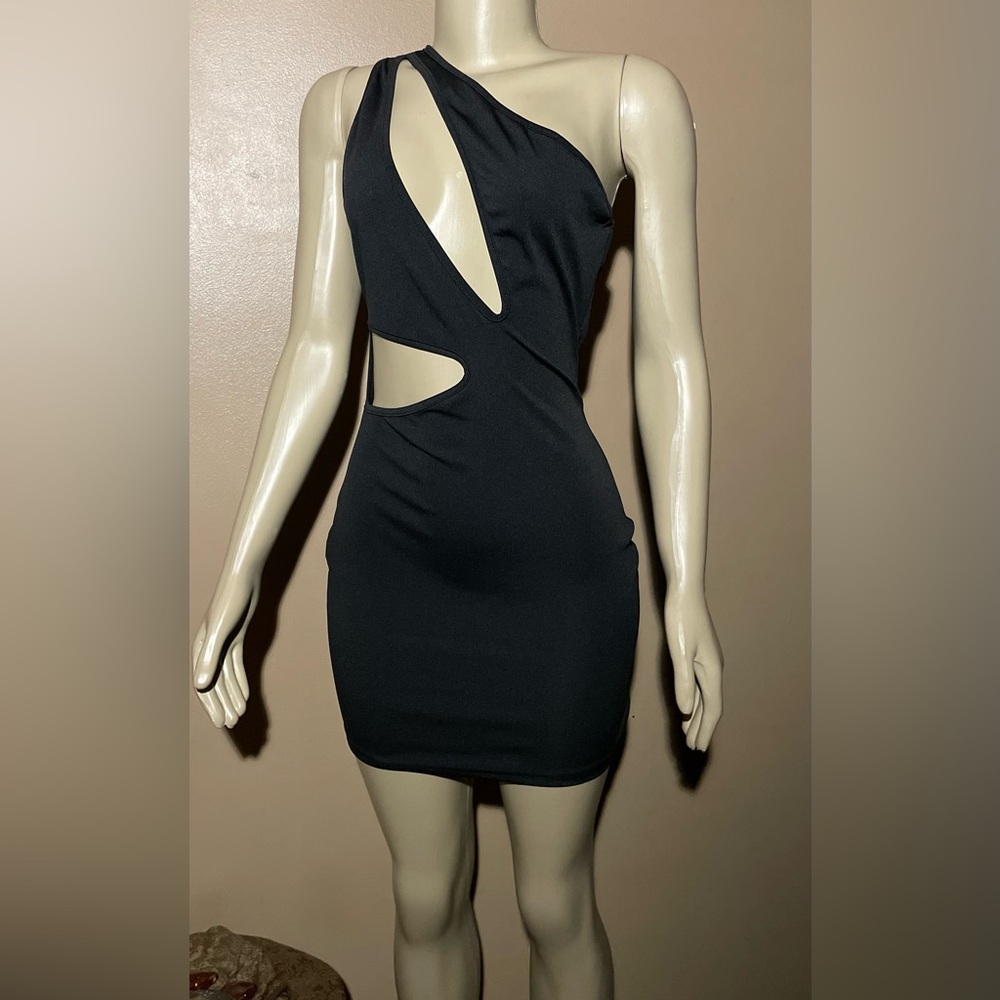 Elegant Black Cut-Out Dress